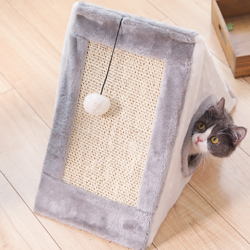 まんまる出入口のトライアングルハウス 2627