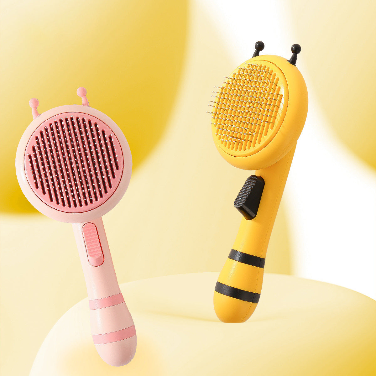 みつばちワンプッシュスリッカーブラシ 2283