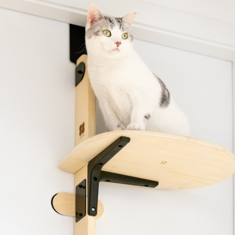 壁取付けキャットタワー 2400