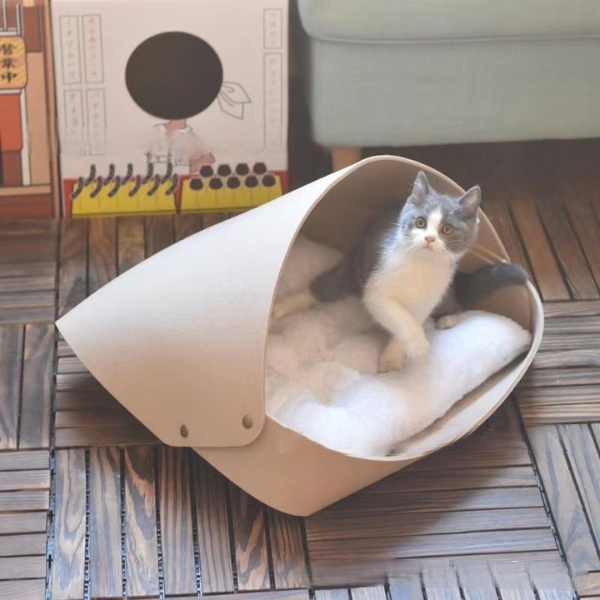 羊毛あったか猫ちゃんのフェルトハウス 2370