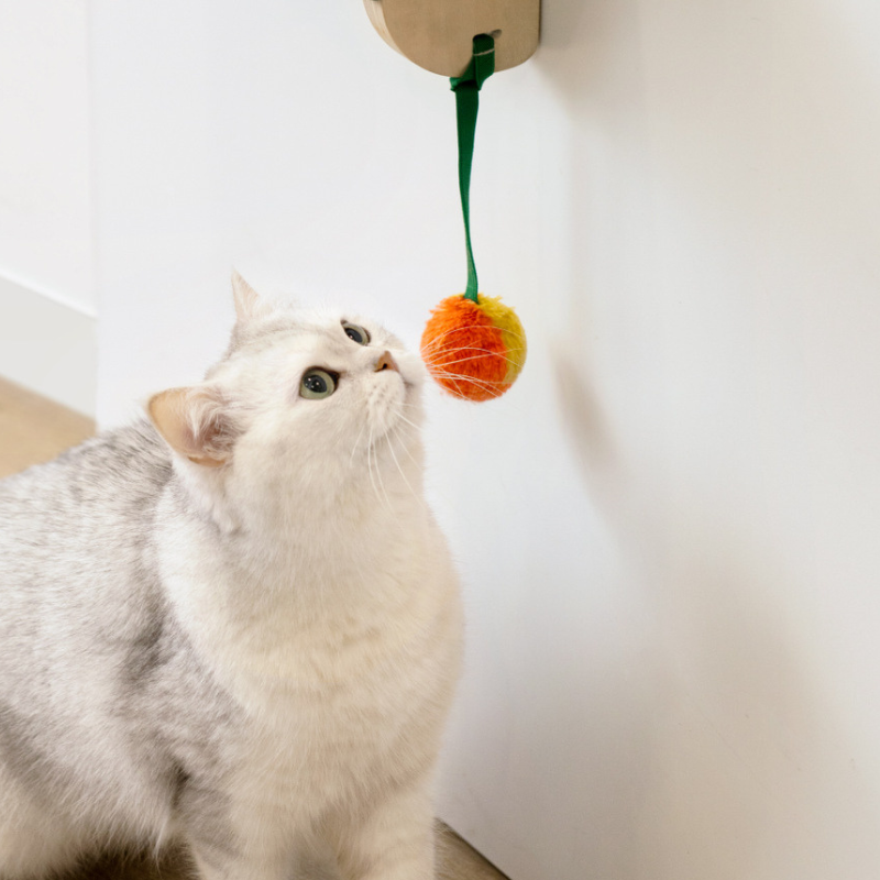 壁取付けキャットタワー 2400