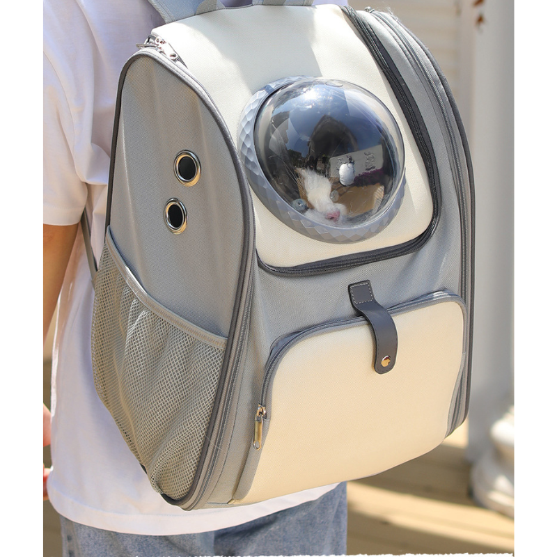 カプセル小窓とサイドメッシュのひろびろキャリーリュック 2493