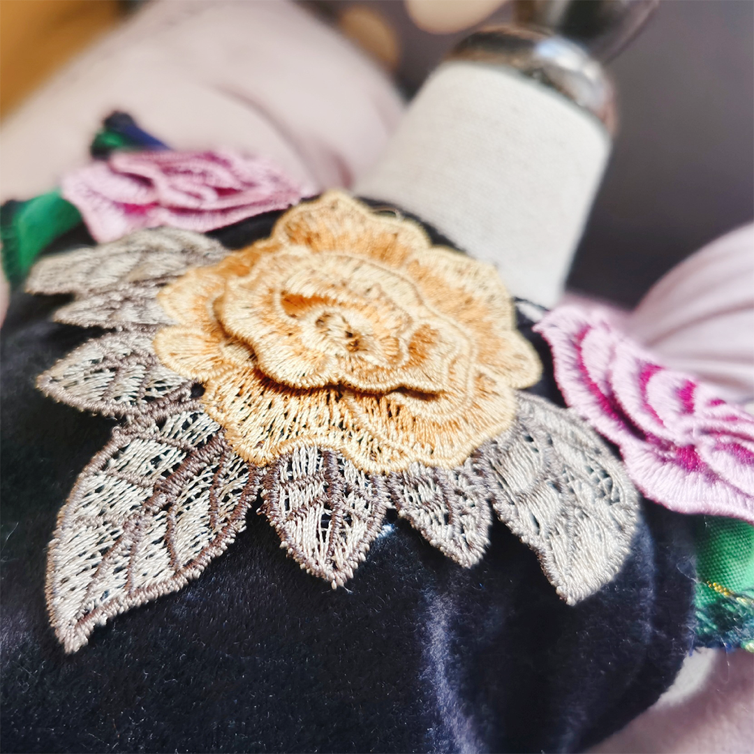 バラ刺繍チェックワンピース 2102