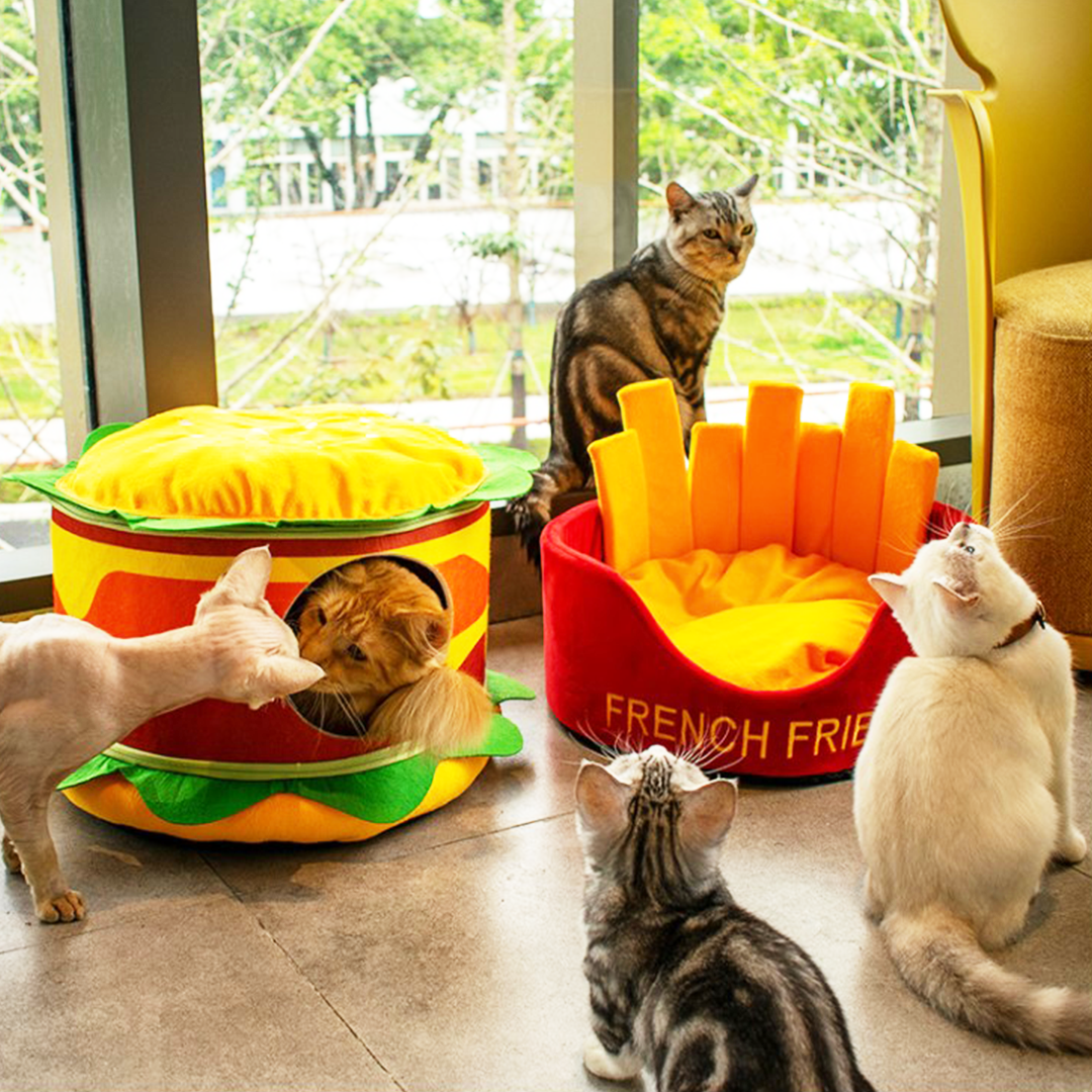 ハンバーガー&フライドポテトの猫ベッド 2033